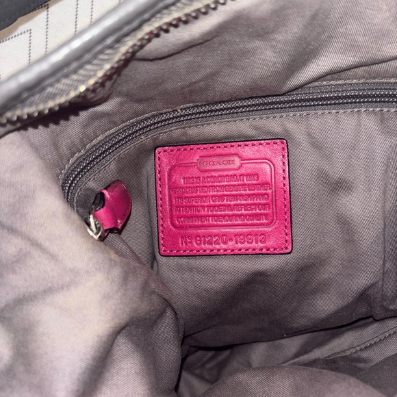 Coach | Large Black Pebble Leather Tote Shoulder Bag w/ Pink Accents | - Picture 7 of 9